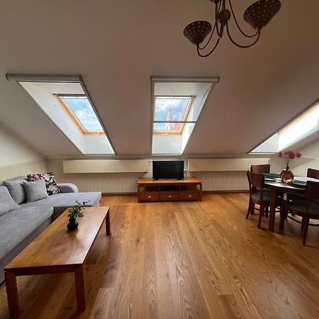 Old Town Apartment With Free Parking Vilnius Exterior photo