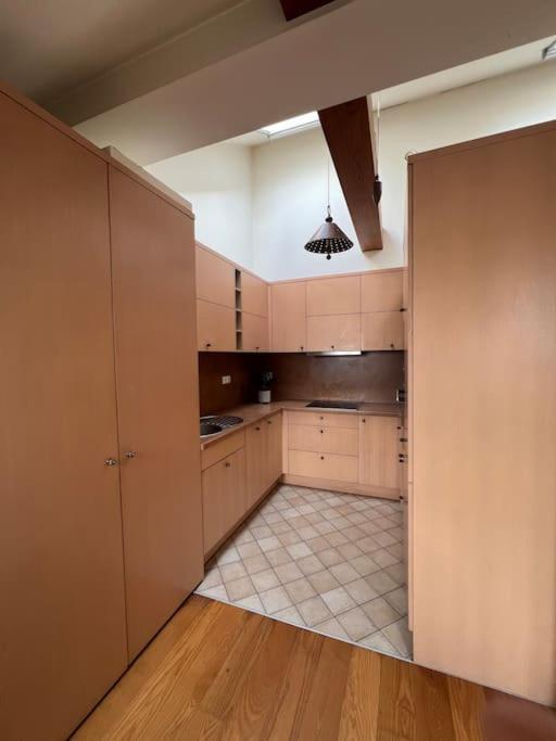 Old Town Apartment With Free Parking Vilnius Exterior photo