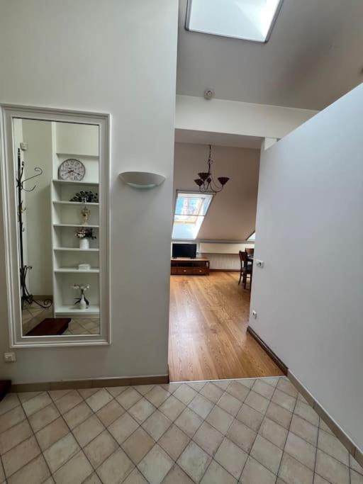 Old Town Apartment With Free Parking Vilnius Exterior photo